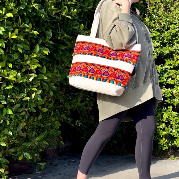 Boho Tote Bag, Extra Large Carryall, Ethnic Embroidered, New, Hippie, Red, XL - Picture 13 of 13